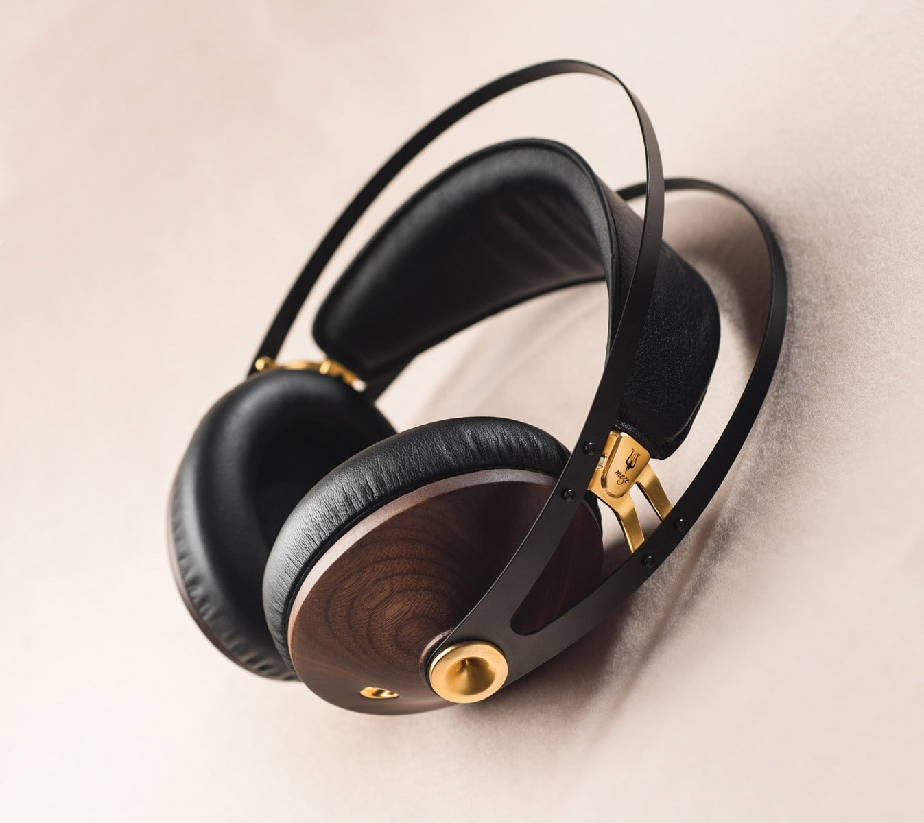 Casti Over-Ear Meze Audio 99 Classics Walnut Gold - iSTYLE RO