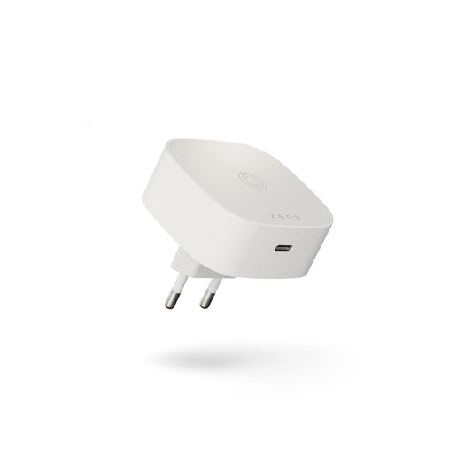 Adaptor priza ZENS cu incarcare wireless, Alb - iSTYLE RO
