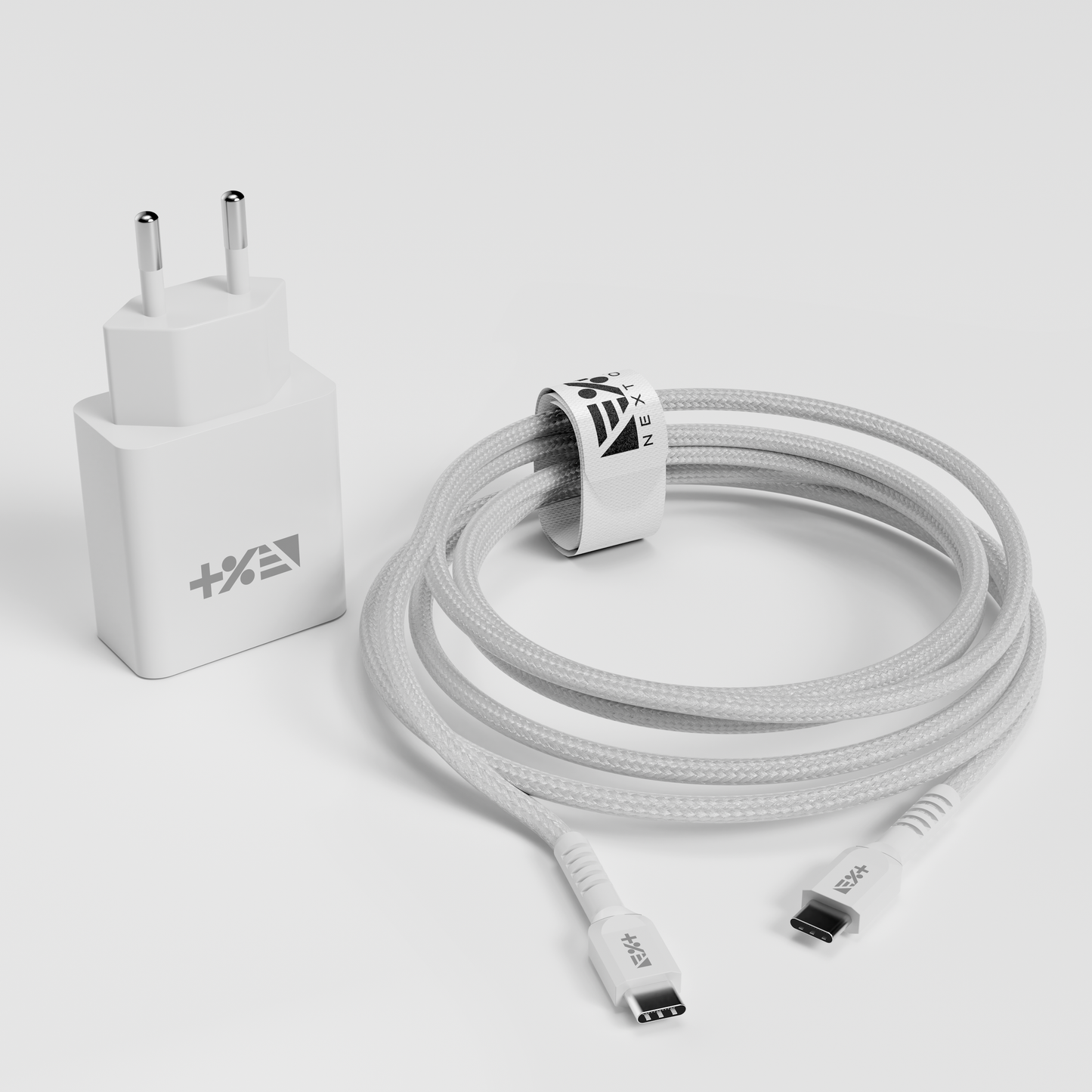 Adaptor de priza NEXT ONE 20W + cablu de incarcare USB-C - iSTYLE RO