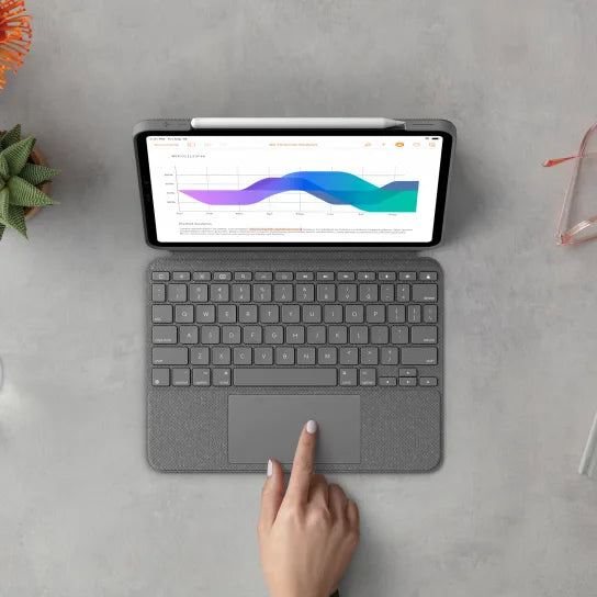 Husa Logitech Combo Touch cu tastatura si trackpad detasabile pentru iPad Pro 11" gen 1-4, US, Gri - iSTYLE RO