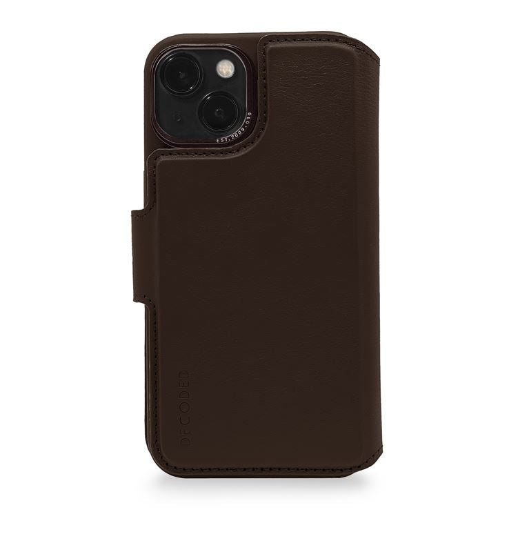 Husa de protectie Decoded cu portofel pentru iPhone 14 Plus, Piele, Maro - iSTYLE RO