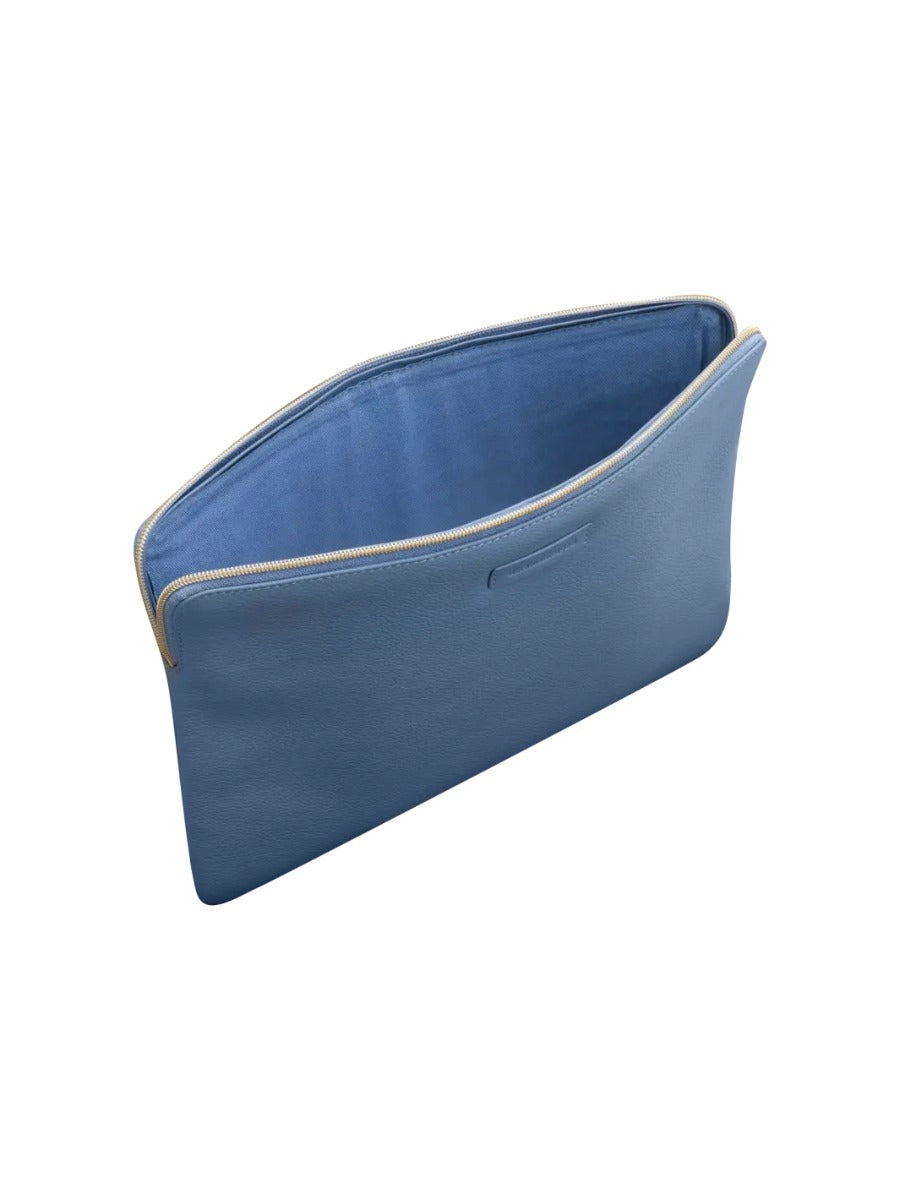 Husa dbramante1928 Paris pentru MacBook Pro 16", Piele, Albastru - iSTYLE RO