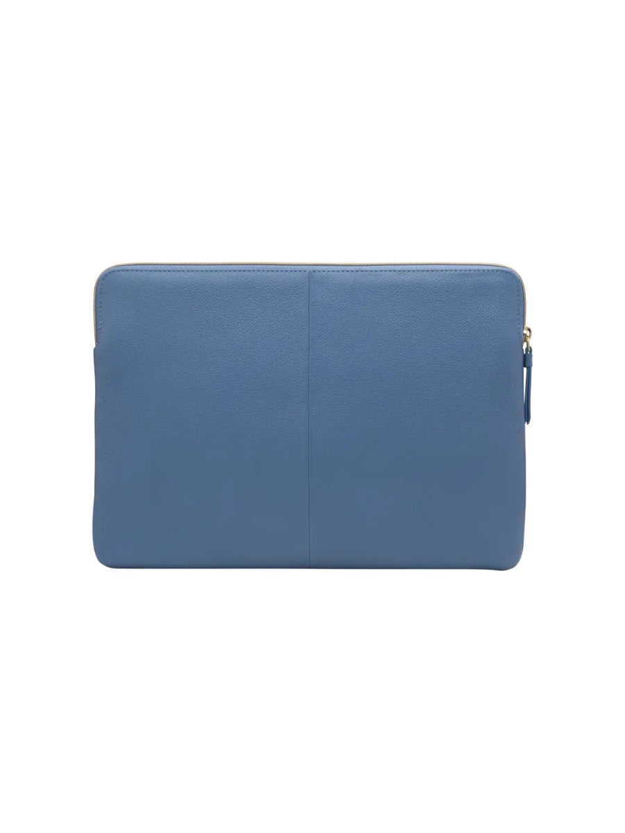 Husa dbramante1928 Paris pentru MacBook Pro 16", Piele, Albastru - iSTYLE RO