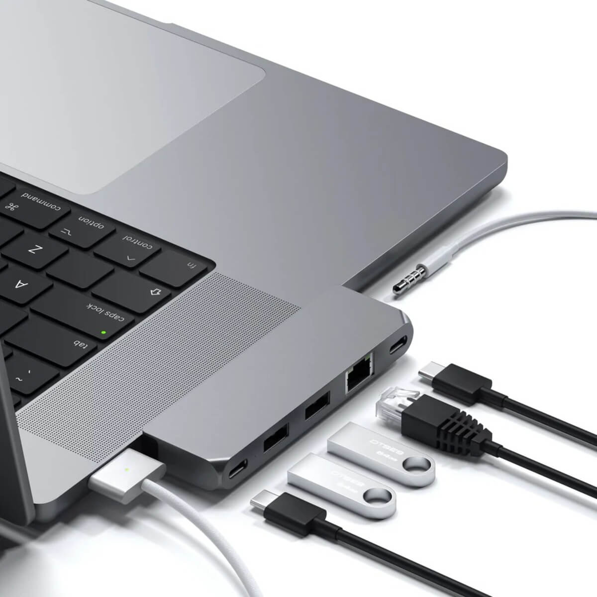 Adaptor Satechi Aluminium Pro Hub Mini (1xUSB4 96W, 2 x USB-A 3.0, 1xEthernet, 1xUSB-C, 1xAudio) - Space Grey - iSTYLE RO