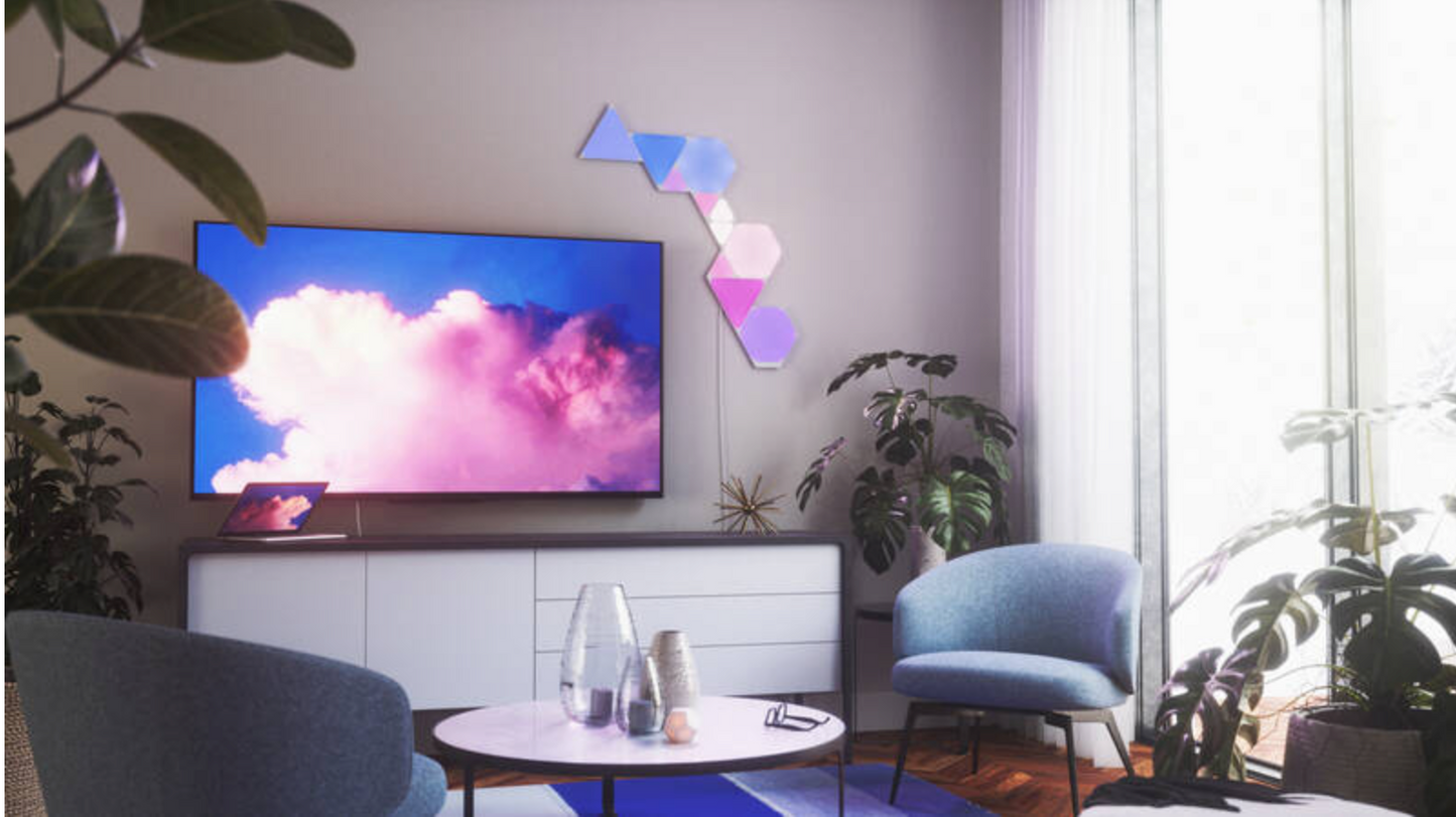 Kit panouri luminoase LED modulare inteligente Nanoleaf Shapes Triangles Starter Kit, RGBW, Wi-FI, 720 lm, senzor muzica, 9 panouri - iSTYLE RO