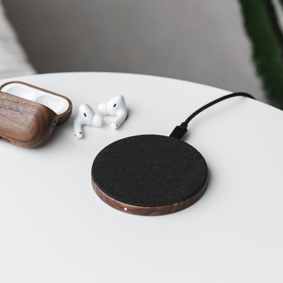 Statie de incarcare Woodcessories EcoPad Wireless, Walnut/Fabric - iSTYLE RO