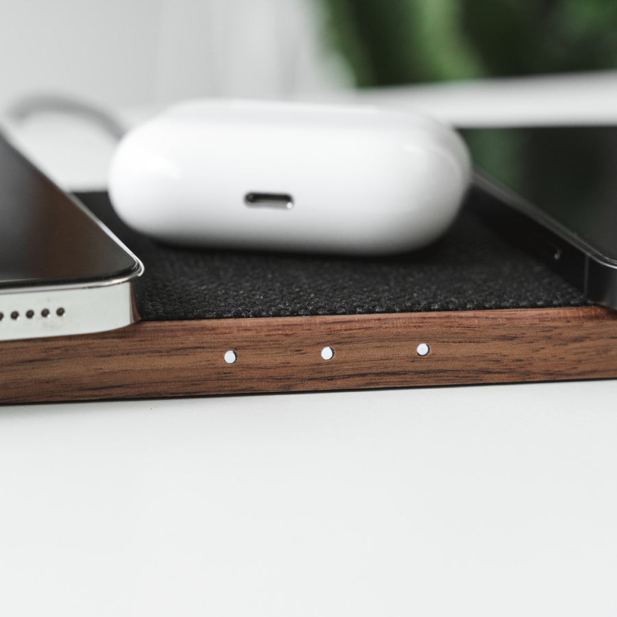 Statie de incarcare Woodcessories MultiPad Wireless 3in1, Walnut/Fabric - iSTYLE RO