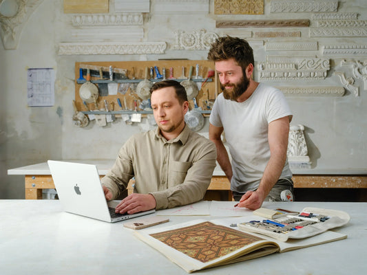 Maestru în stucatură, perfecționist și pasionat de tehnologie