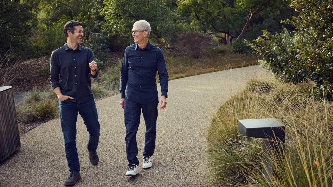 John Ternus devine CEO Apple, iar Tim Cook trece în rolul de președinte executiv