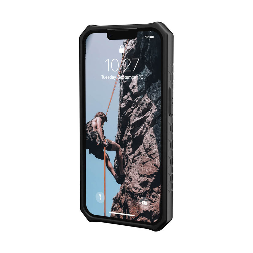 Husa de protectie UAG Monarch pentru iPhone 13, Negru - iSTYLE RO