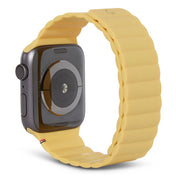 Curea magnetică DECODED pentru Apple Watch 42/44/45/49 MM, Silicon, Galben - iSTYLE RO