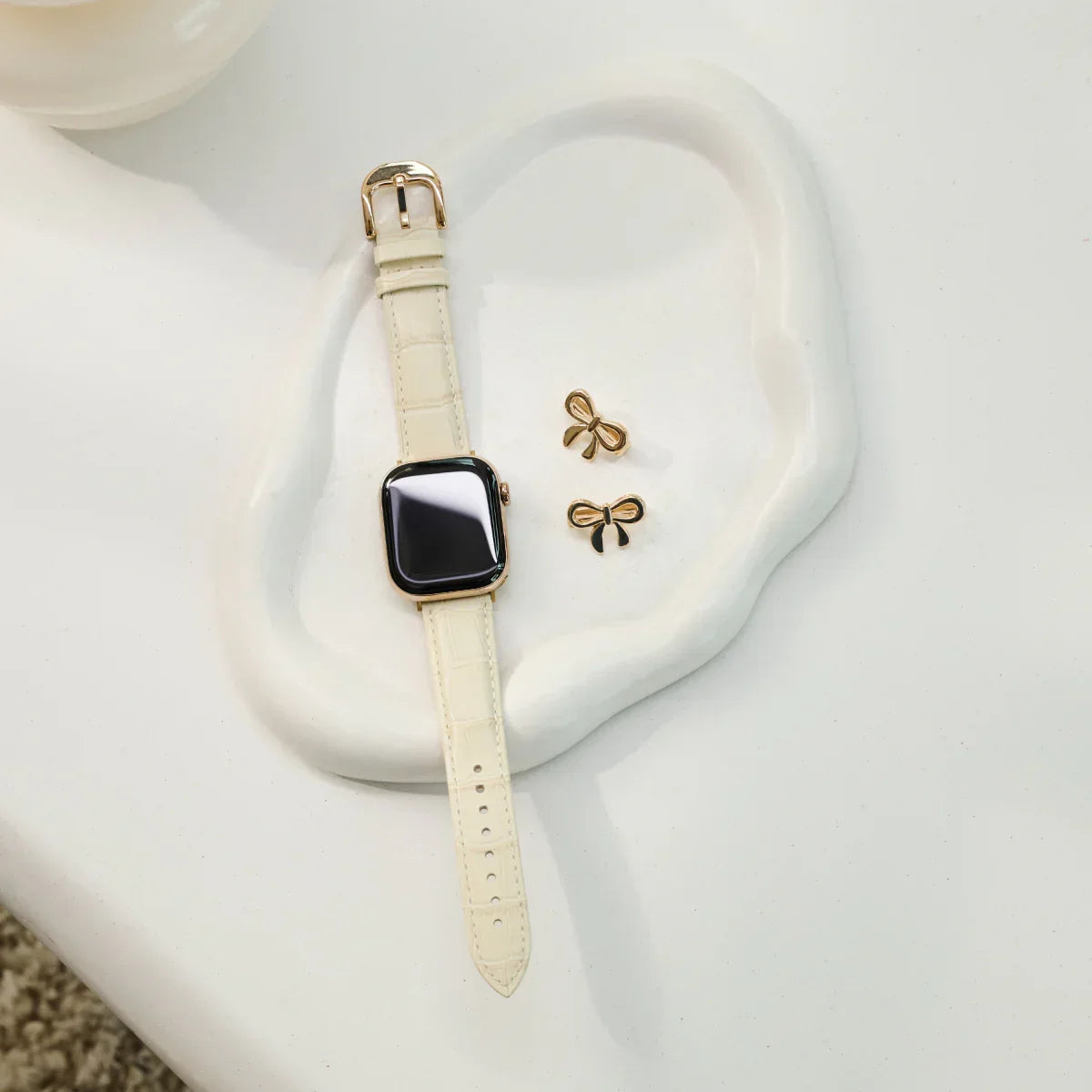 Curea BURGA pentru Apple Watch din piele BURGA Buttermelt Gold compatibila 38 / 40 / 41 / 42 mm