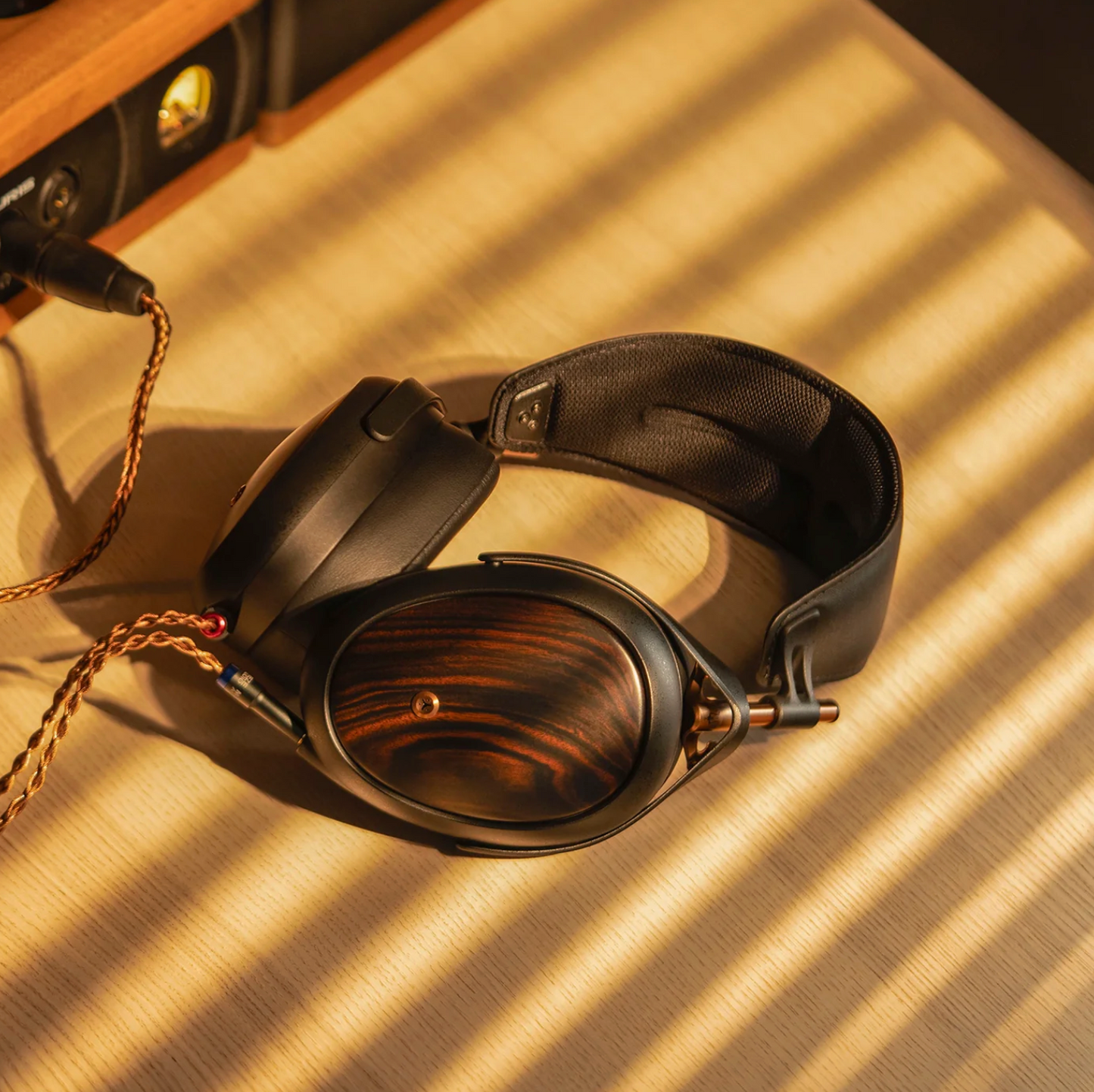 Casti Over-Ear MEZE AUDIO Liric 2