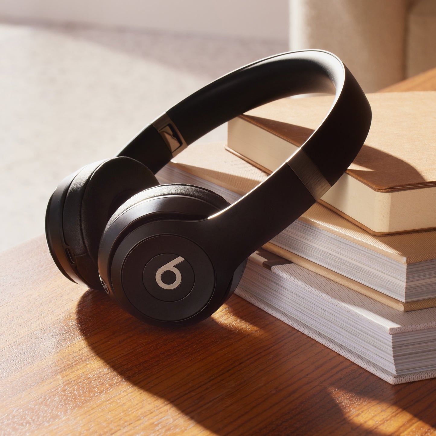 Casti On-Ear Beats Solo4 Wireless Headphones Matte Black