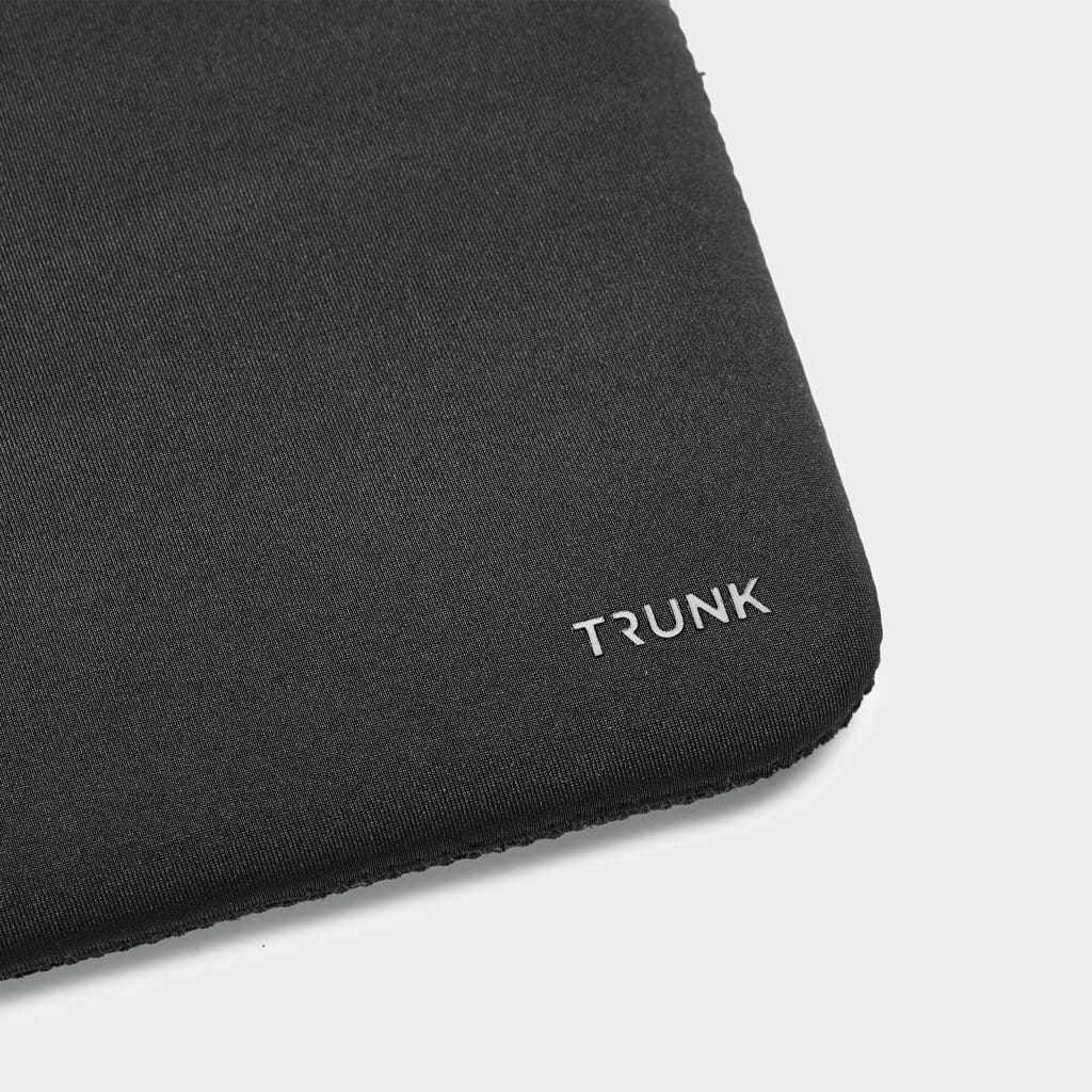 Husa de protectie TRUNK pentru MacBook 13", Neopren, Negru