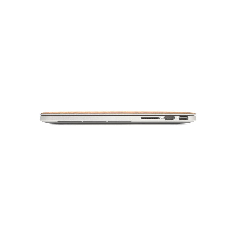 Husa de protectie Woodcessories EcoSkin pentru Macbook Air (2018) / 13 Pro, Cherry - iSTYLE RO