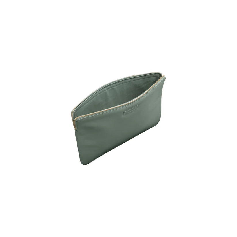 Husa dbramante1928 Paris pentru MacBook Pro 13"/MacBook Air 13", Piele, Verde - iSTYLE RO