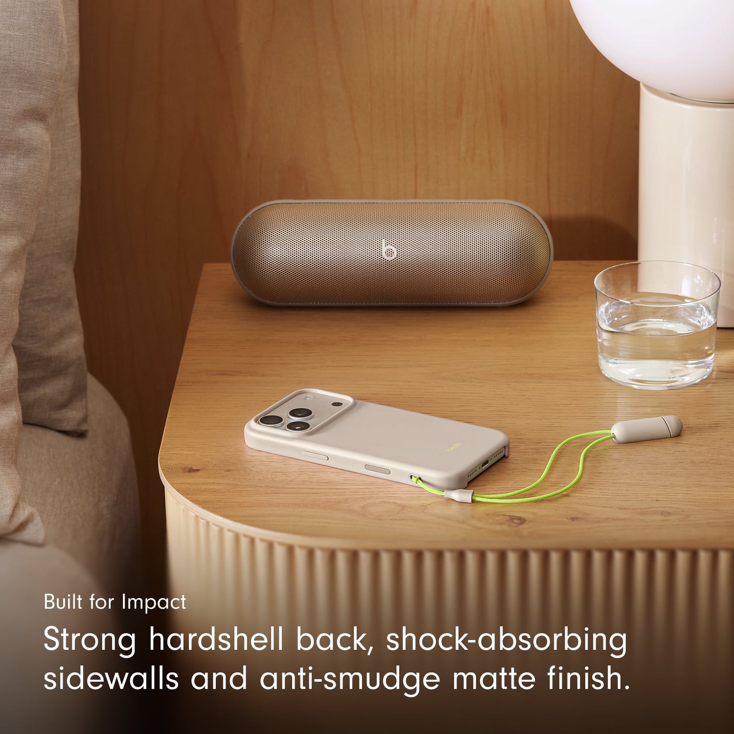 Husa de protectie Apple Beats pentru iPhone 17 Pro cu suport, MagSafe și control al camerei, Lime Stone