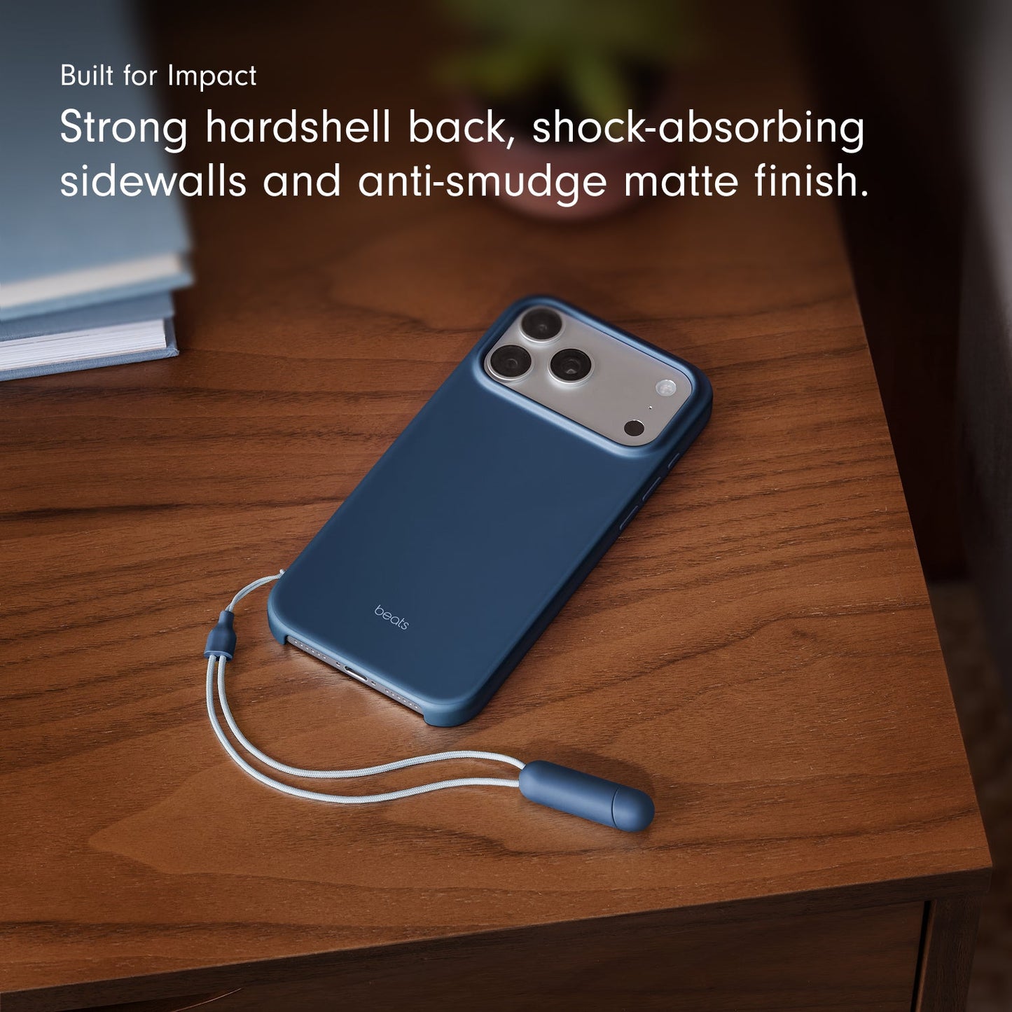 Husa de protectie Apple Beats pentru iPhone 17 Pro Max cu suport, MagSafe și control al camerei, Bedrock Blue