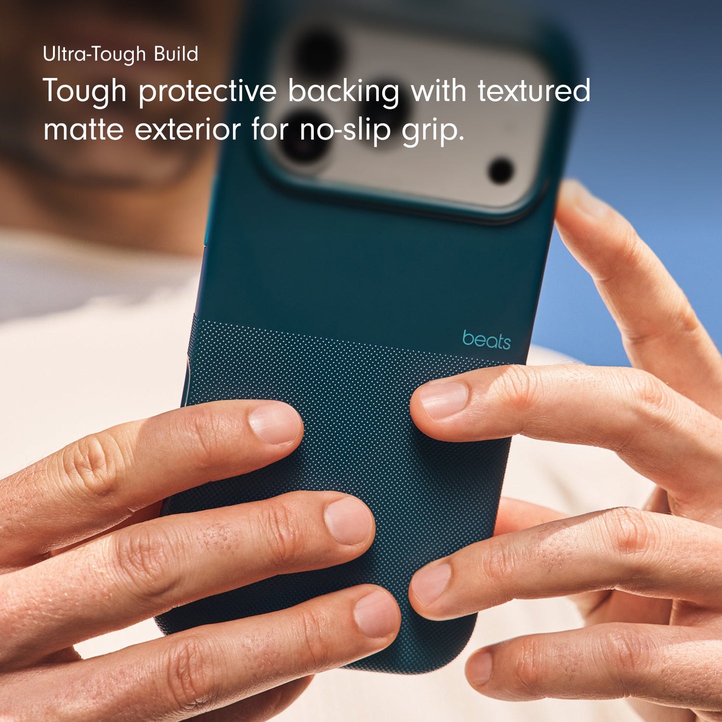 Husa de protectie Apple Beats Rugged pentru iPhone 17 Pro Max cu MagSafe și control al camerei, Rocky Blue