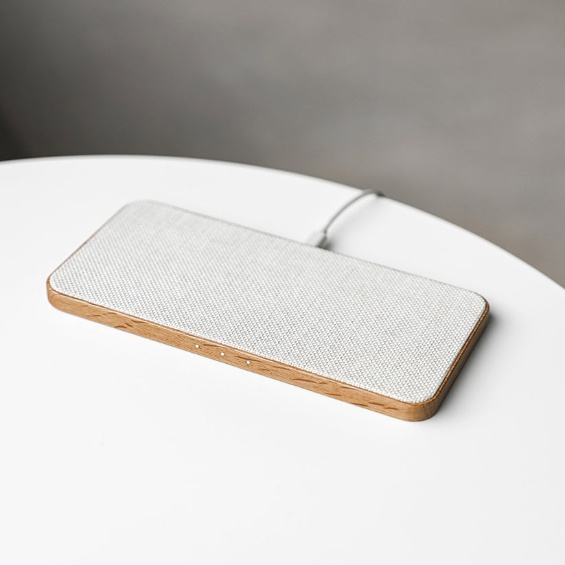 Statie de incarcare Woodcessories MultiPad Wireless 3in1, Oak/Fabric - iSTYLE RO