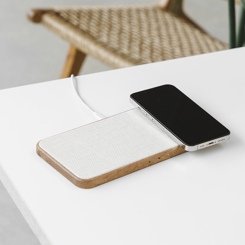Statie de incarcare Woodcessories MultiPad Wireless 3in1, Oak/Fabric - iSTYLE RO