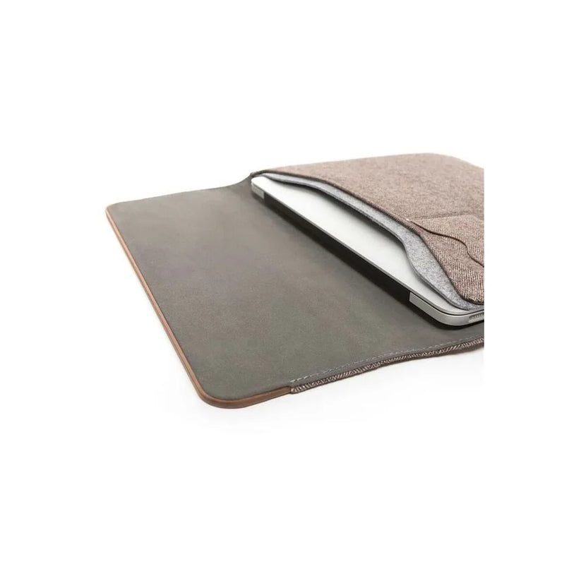 Husa de protectie Woodcessories EcoPouch pentru Macbook Air (2018) / 13 Pro, Brown-Grey Cotton - iSTYLE RO