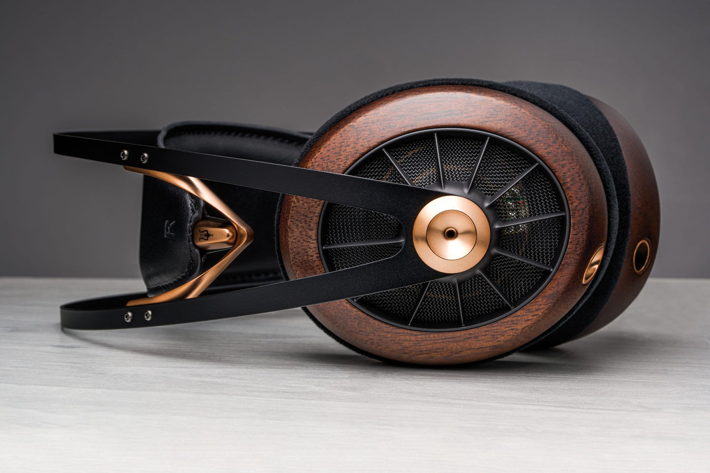 Casti Over-Ear Meze Audio 109 PRO - iSTYLE RO