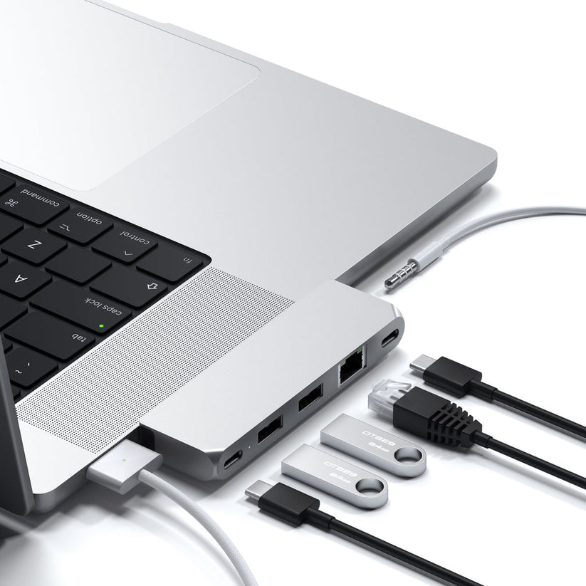 Adaptor Satechi Aluminium Pro Hub Mini (1xUSB4 96W,, 2 x USB-A 3.0, 1xEthernet, 1xUSB-C, 1xAudio) - Silver - iSTYLE RO