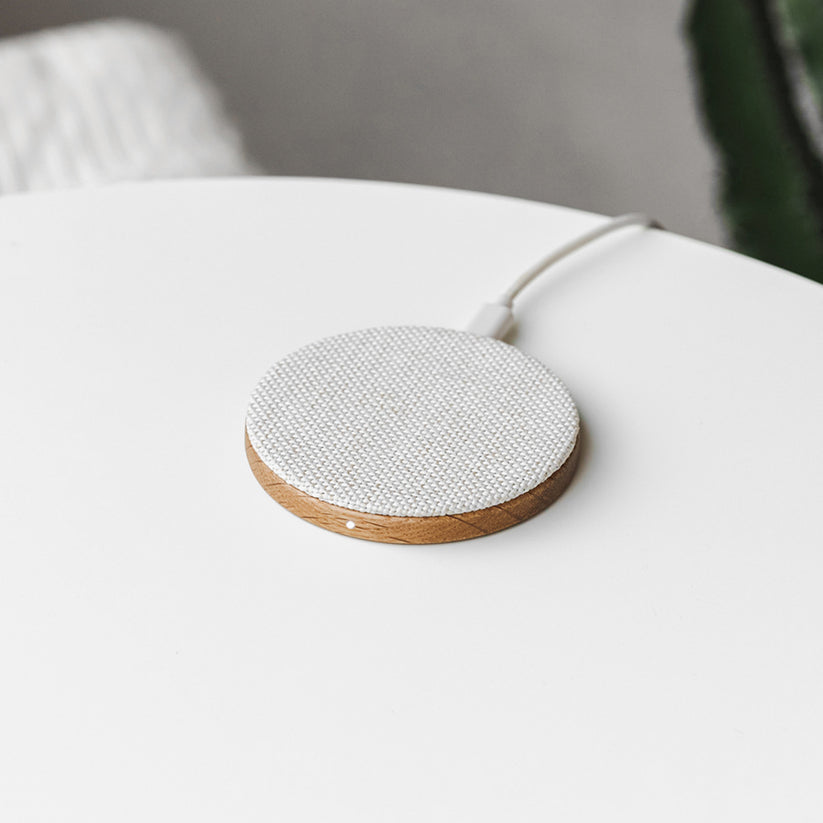 Statie de incarcare Woodcessories EcoPad Wireless, Oak/Fabric - iSTYLE RO