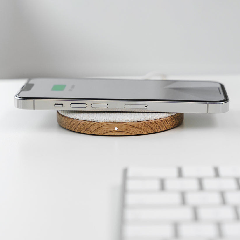 Statie de incarcare Woodcessories EcoPad Wireless, Oak/Fabric - iSTYLE RO