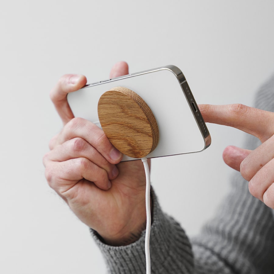 Incarcator wireless Woodcessories MagPad, Oak/Fabric - iSTYLE RO