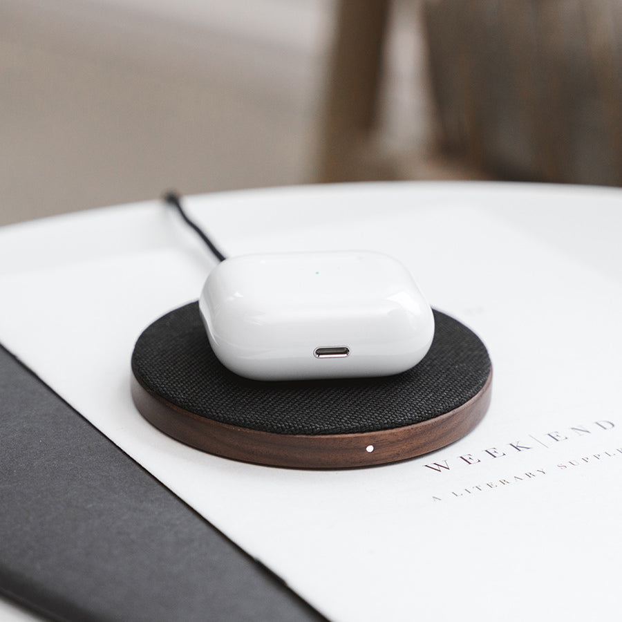 Statie de incarcare Woodcessories EcoPad Wireless, Walnut/Fabric - iSTYLE RO