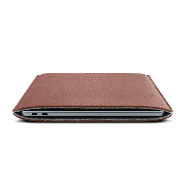 Husa de protectie Woolnut Sleeve pentru MacBook Pro 13" si MacBook Air 13", Piele, Cognac - iSTYLE RO