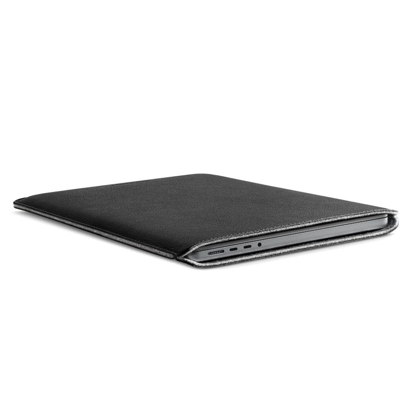 Husa de protectie Woolnut Sleeve pentru MacBook Pro 14", Piele, Negru - iSTYLE RO