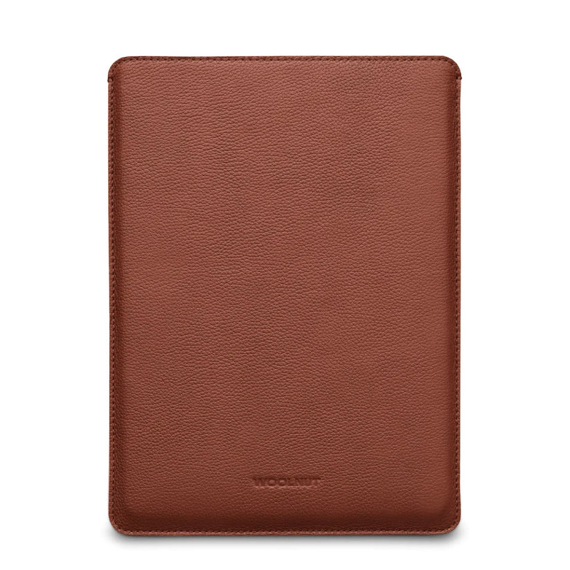 Husa de protectie Woolnut Sleeve pentru MacBook Pro 16", Piele, Cognac - iSTYLE RO