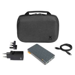 Kit de calatorie Xtorm Fast Charge (Adaptor priza 20W USB-C, Baterie externa 10.000mAh, Cablu de date USB-C)