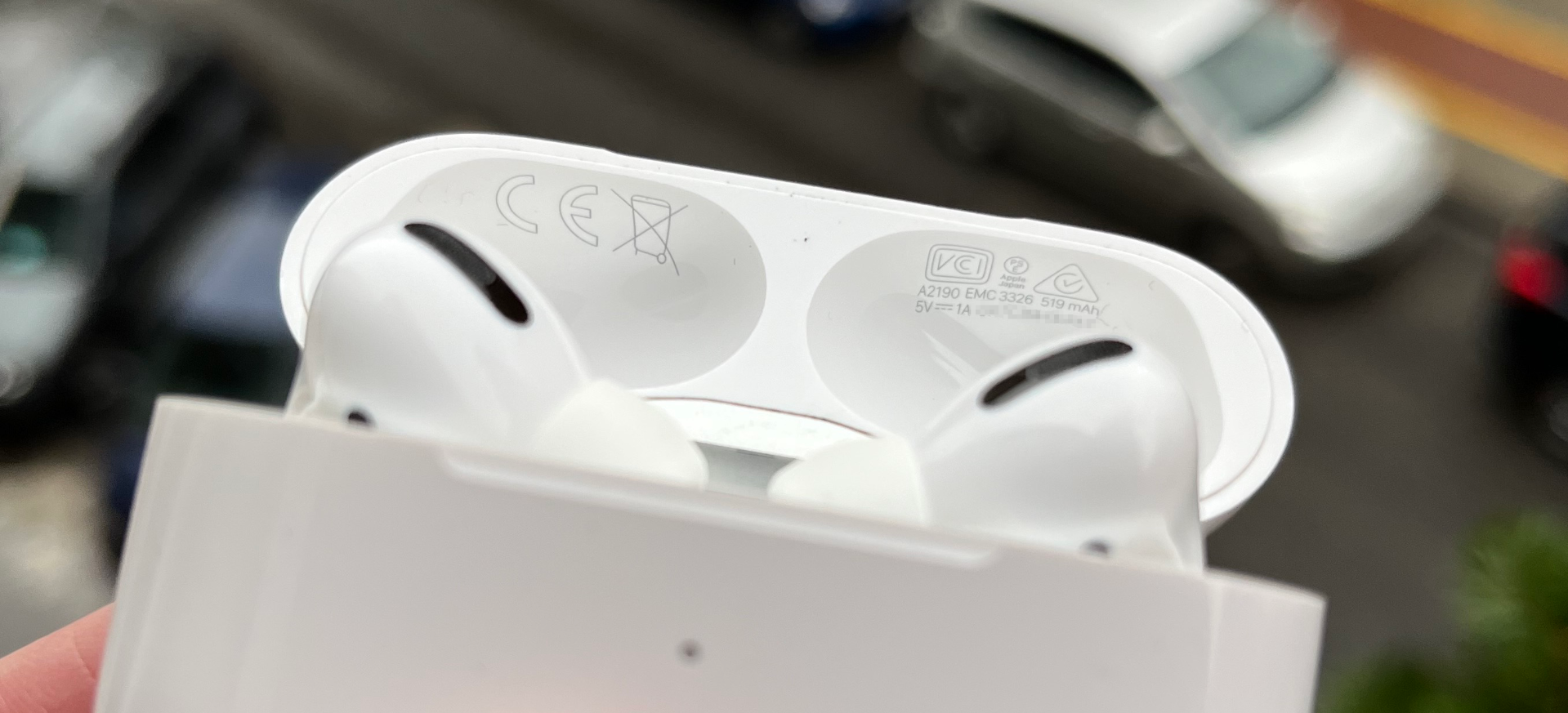 Numărul de serie și numărul modelului AirPods Pro